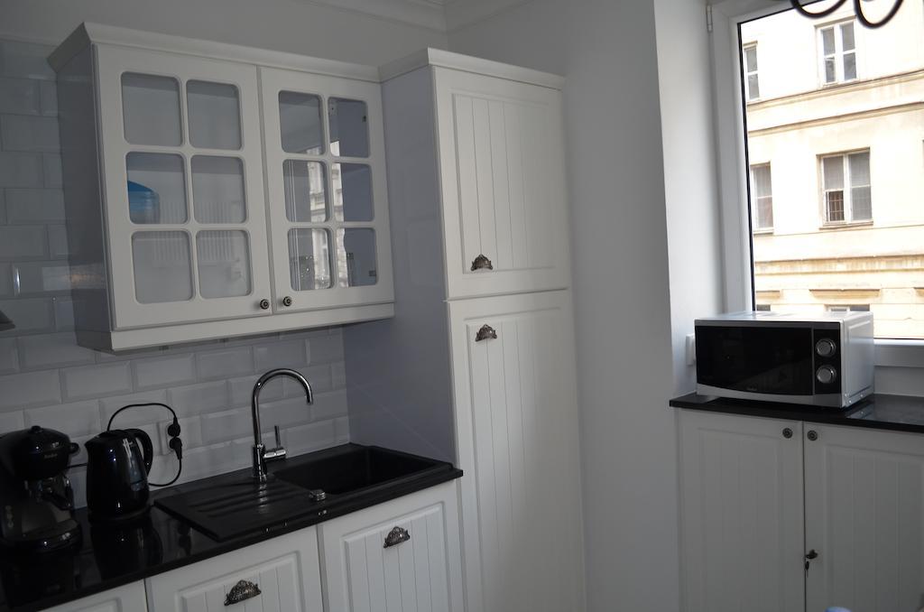 Apartament Orchidea Centrum ワルシャワ 部屋 写真